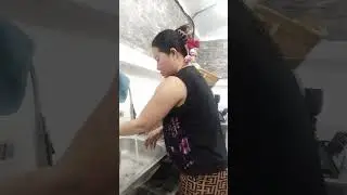 เข้าครัวนึ่งข้าวเหนียวอุ่นทอดหมูจ้า