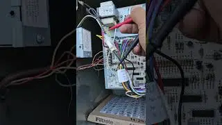 missing 24 volt from the furnace #diy #hvachacks #electrical #electricheat #electrician #hvac