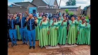 Umwami azaza||Umucunguzi||Dore ndagarutse by ROHI CHOIR (Live Session Rubavu)