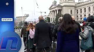 Poslanici opozicije i danas u&scaron;li u Skup&scaron;tinu kroz 