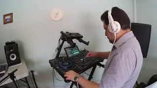Toqu&iacute;n 2/3, playlist EDM progressive house cool club.