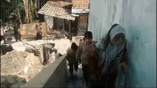 SIMULASI PENANGANAN BANJIR / MA Ashiddiq Boarding School Narukan Kragan Rembang