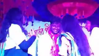 নতুন বছরের নতুন ডান্স, 