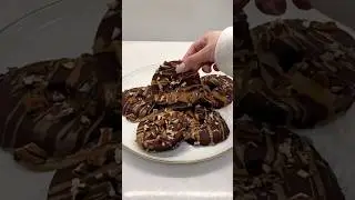 Chocolate apple donuts 🍩🍎 #snacks #viral #asmr #shorts #chocolate #chocolatelover #recipe