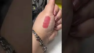 ✨Trying On L.A. Colors Hydrating Lipstick - Main Squeeze✨ #shorts #beauty #makeup #cosmetics