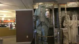 Headless help | Spirit Halloween 2019