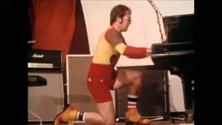 Elton John LIVE in Sweden 1971 Part 2