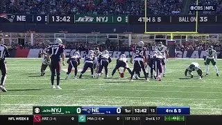 Xavier Gipson slips past tacklers on 40-yard punt return