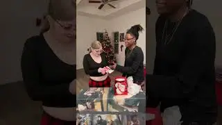 NOODLE PRANK ON GIRLFRIEND💵😭‼️ (HILARIOUS) #explorepage #tiktok #funny #prankongirlfriend