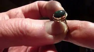 Vintage 9ct Gold & Natural Black Opal Ring