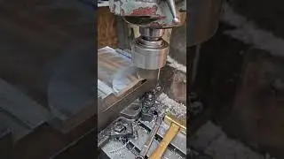 fly cutting with a boring head
