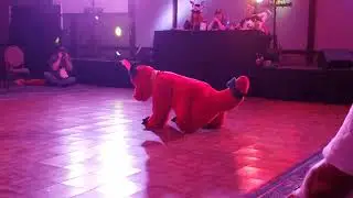 Davwyn Quadsuit Dancing at Wild Prairie Fur Con (WPFC) 2023 Clip