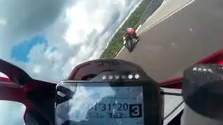 Prenois Les Poireaux PANIGALE R1 CBR
