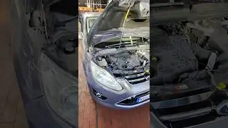 Ford Focus: Position Light Bulb Replacement Made Simple #diycarmaintenance #diygarage #homegarage