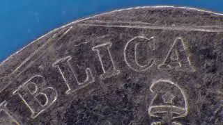 5 Centavos, Convertible peso from Cuba, dated 1994 under the microscope
