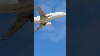 VH-UVP Network Aviation Airbus A320-232 NWK2781 10/1/26 to Perth taking off from Adelaide Airport