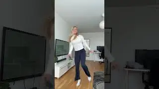 This beat is dope 😎 #bestshuffle #shufflegirl #techno #dance