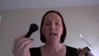 Younique Beachfront Bronzer Application with Nicola Porter