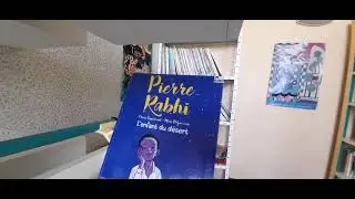 Perpustakaan di Kampung Trambly - Perancis.