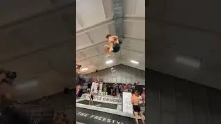 SMALL TRAMPOLINE FLIPS👀🤯 #extremesports #flips #trampoline #acrobatics