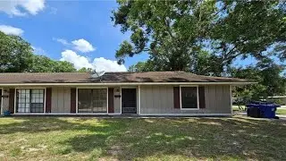 4202 18TH STREET, VERO BEACH, FL Presented by Joseph Walsh.