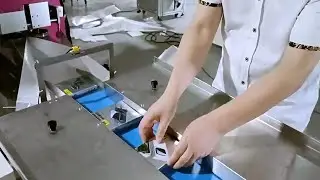 courier bags packing machine small articles foam film flow wrapper pack