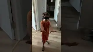 Это весёлое упражнение может спасти жизнь!#help #cute #funny #safetyfirst #kids