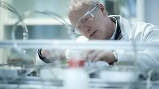 Gert-Jan Gruter - Plastikflaschen auf Pflanzenbasis