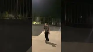 Halfcab blunny bsflip out #skating #skateboarding #skate #miniramp #style #metroskateboarding