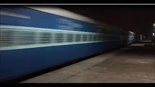 High speed night overtake by Karnataka express..Indian Railways