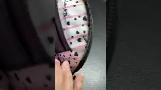 Кошелек-портмоне Luv Betsey от Betsey Johnson с изображением собачьей мордочки. В наличии. Цена: ...