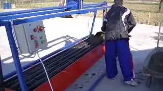 Masina LONGIS stalpi beton| Concrete poles | poteau en béton| бетон полюс| MOBILGÉP betonlécek
