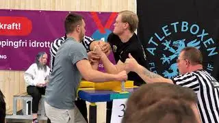 Erik Gr&ouml;nholm @ AtletBoxen Armwrestling Open 2022 (K1 -90kg)