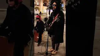 ПИТЕРСКИЙ МУЗЫКАНТ ГЛЕБ ВАСИЛЬЕВ 🎸🎤 И СЕВА СЕРЕБРЯНЫЙ НА КАХОНЕ!🥁 #trending #music #song #cover #top