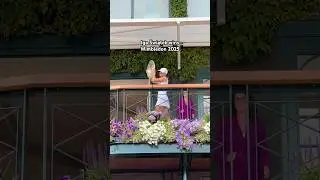 Wimbledon Winner Iga Świątek Raises Her Trophy #wimbledon #tennis 🎾