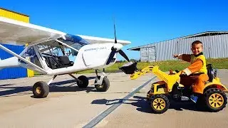 L'aereo &egrave; in panne - Dima cavalca un trattore per riparare un aereo