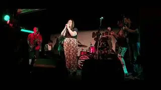 Kelly McDermott covers What's Going On - 4 Non Blondes 13.7.22