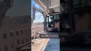 Работа экскаваторщика: когда одна ошибка стоит жизни#экскаватор #sany #shorts #excavator #безумие