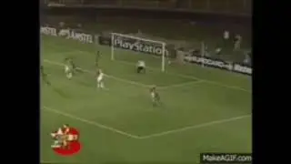 Hagi, golazo stratosferico.