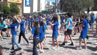 Junk-so-what Flashmob Fed Square 17:11:11.MP4
