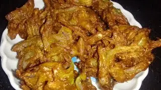 🌧️ Barish Ke Mausam Mein Garam Garam Pyaaz Pakode | Rainy Day Special Snack