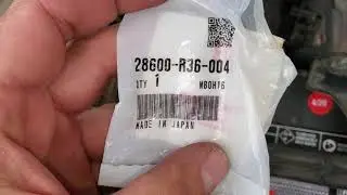 Замена датчика положения коленвала (P0842) на Honda Pilot 2011 года выпуска.