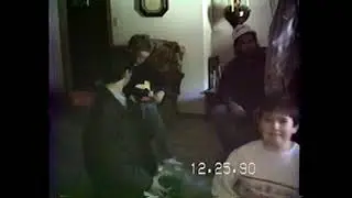 90 Christmas at Memaw and Wendell's
