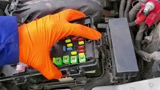2013 Chrysler 200 Fuel Pump Circuit - No Fuses Or Relays