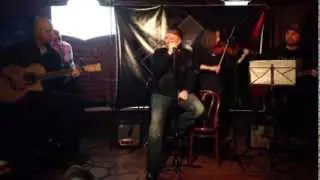FLORIAN ACOUSTIC - Live at MusiC'at Pub Satu Mare (Zsuzsi Varga, on the violin)