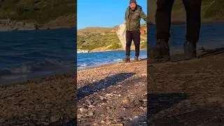ŞİDDETLİ FIRTINADA KAMP ATEŞİ YAKMAK