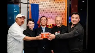 Human or Robot? A Food Turing Test: Debut of America&rsquo;s First Cook-to-Order Robot Restaurant -- iWok