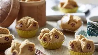 Thermomix&reg; Malaysia Gula Melaka Huat Kuih (Chinese Steamed Cake)