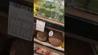 Have you tried a baby kiwi ? #babykiwi #foodlion #storefinds ￼