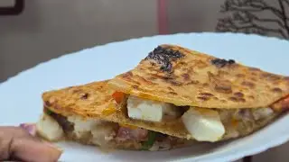 CHEESE  PANEER TACOS 🌮 FROM LEFTOVER ROTI!LUNCH BOX RECIPE! PANEER TACO 🌮😋👌 @RecipeQueenSonali 👈❤️